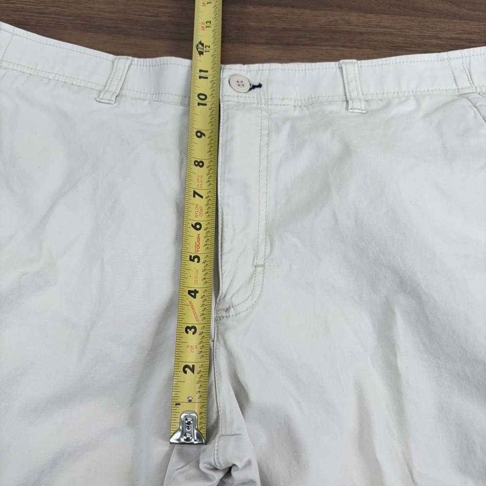 L.L.Bean Classic Fit Stone Tan 8" Inseam Shorts Mens Size 38 Cotton‎ Blend - Picture 9 of 12